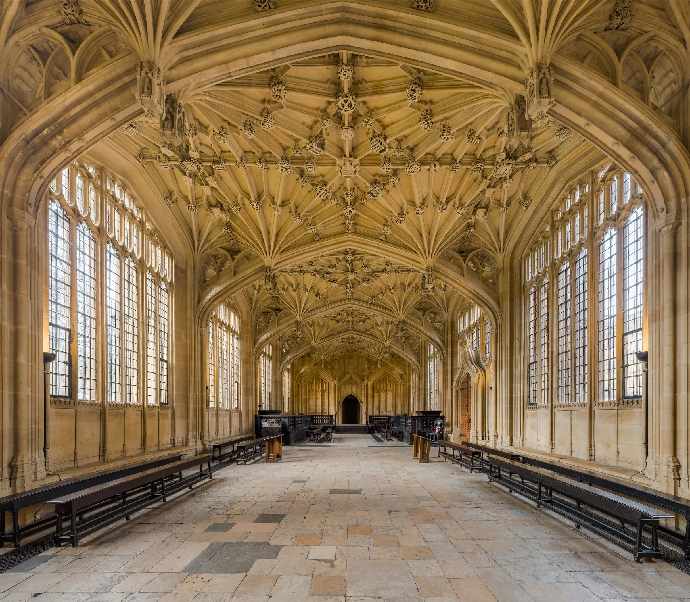 La Divinity School de la Bodleian Library en Oxford, la enfermería de Hogwarts en las películas